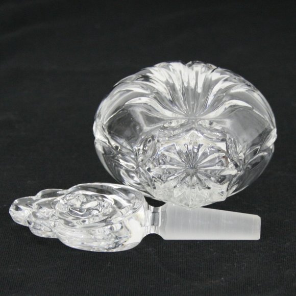 Vintage 50's Glass Perfume Decanter with Floral Stopper - Picture 4 of 4